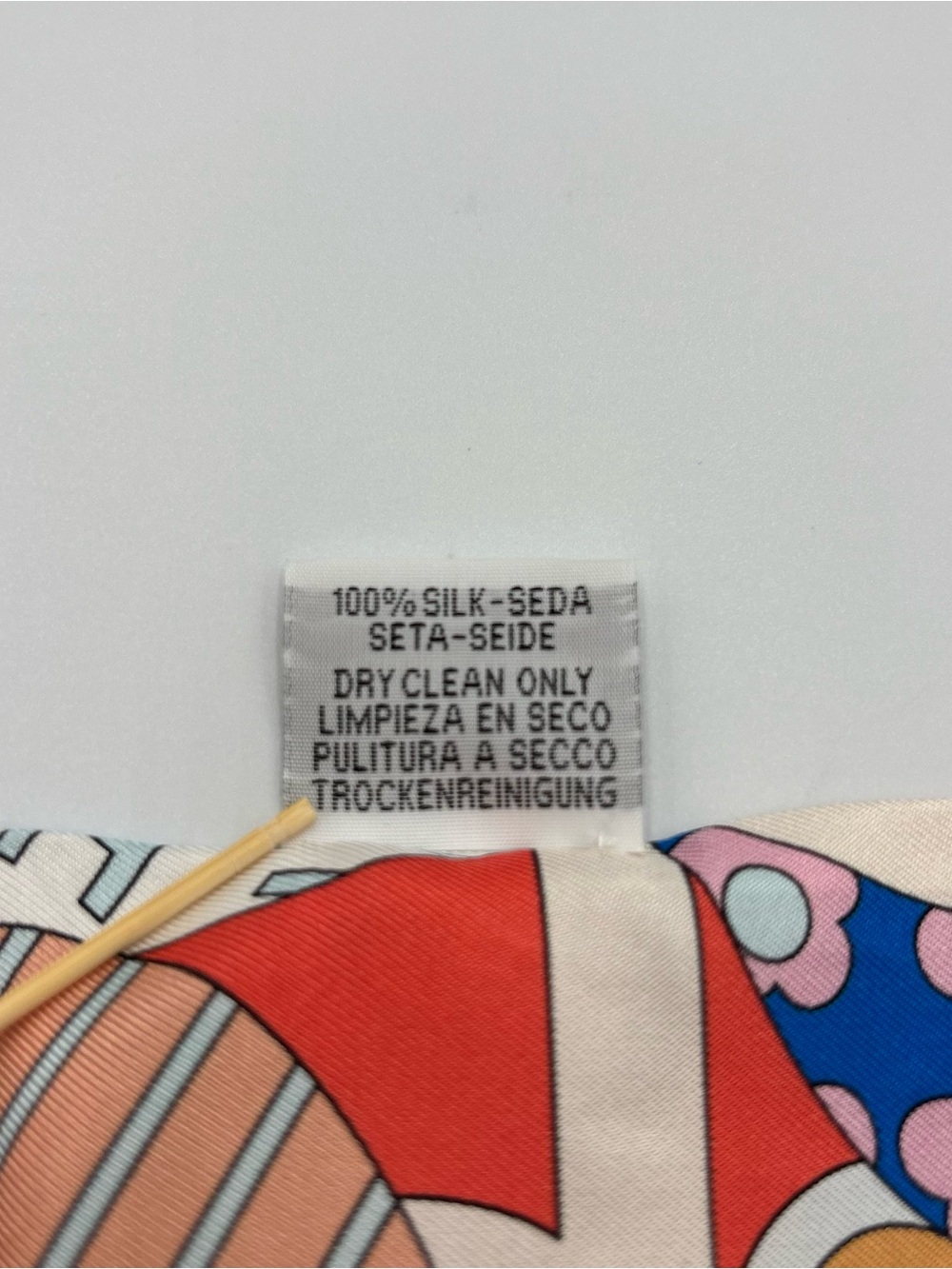 Hermes Les Murmures de la Foret Twilly Silk Scarf Beige Rose Pink Blue Butterfly - Picture 6 of 6